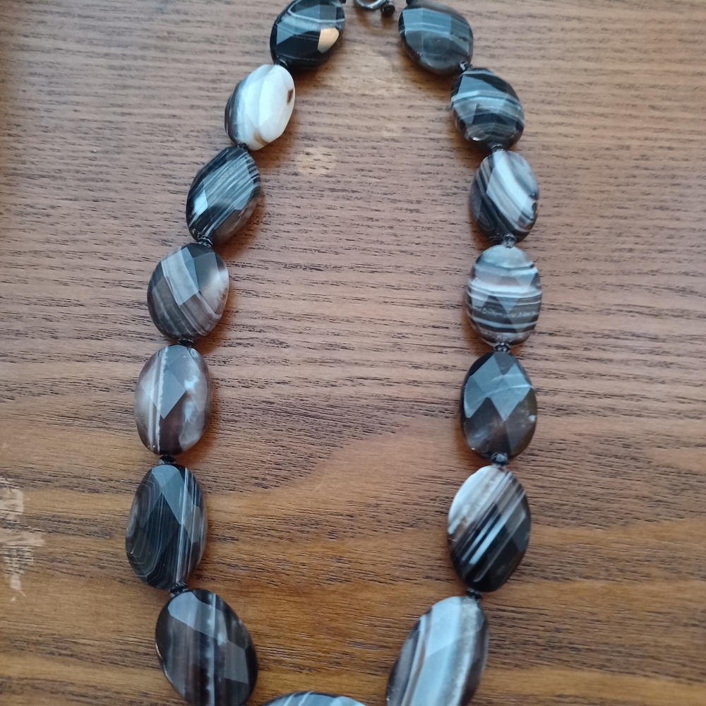 Necklace - Picture 3 of 4